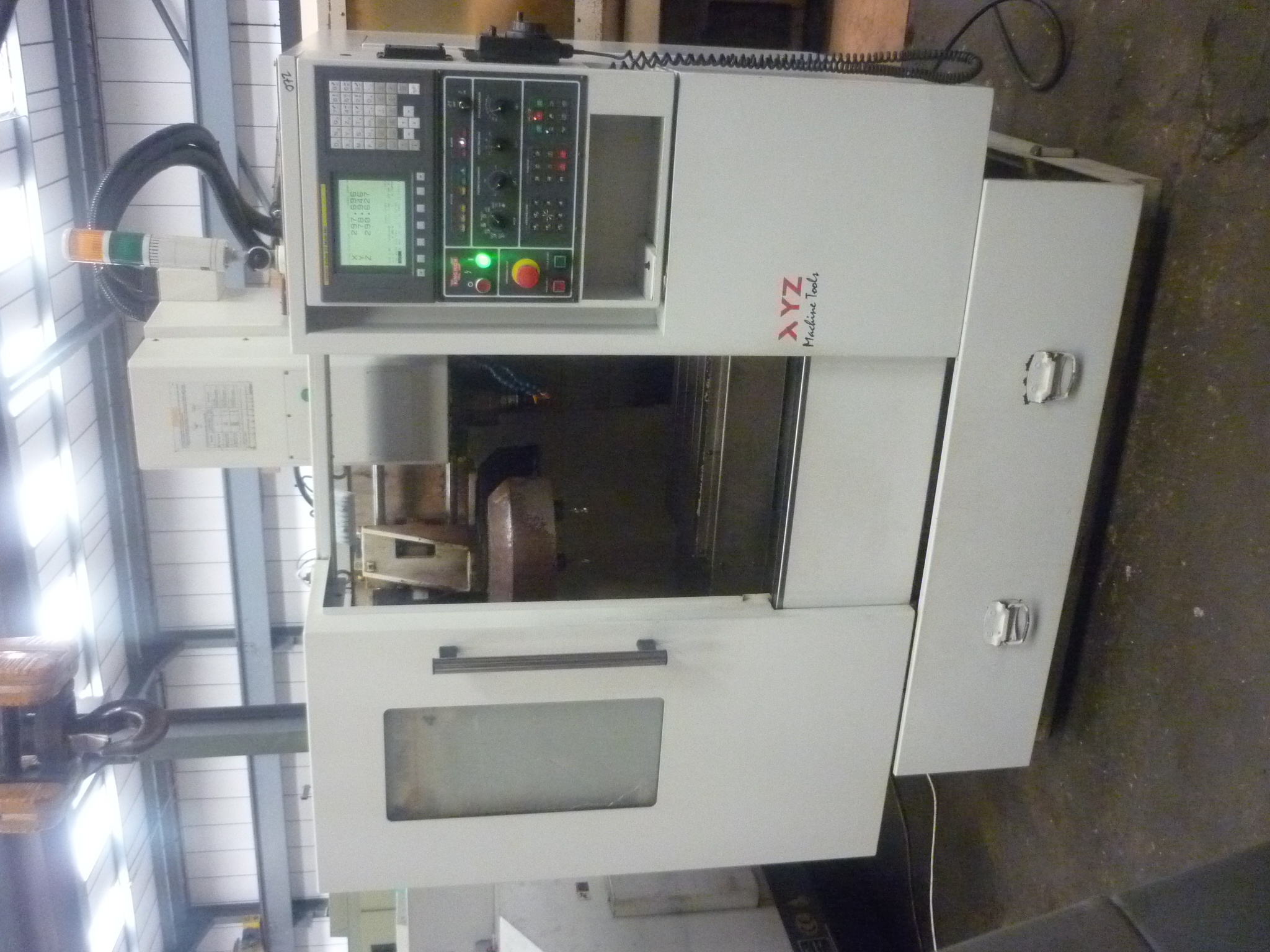 XYZ Mini Mill 450  2006